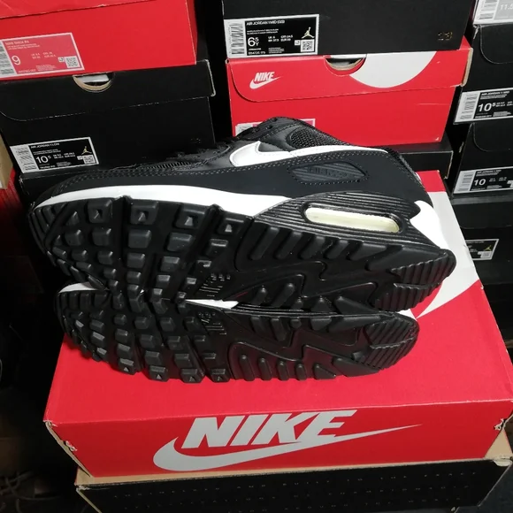 NIKE AIR MAX 90S ESSENTIAL WOMEN US SIZE 7 SUPER MINT COND "USED ITEM NO - Picture 8 of 10